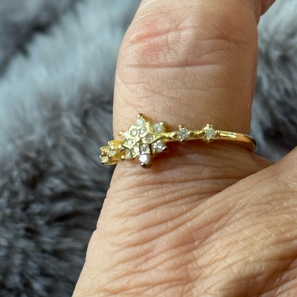 Sterling silver with CZ size 6 ring new no tags - Picture 10 of 10